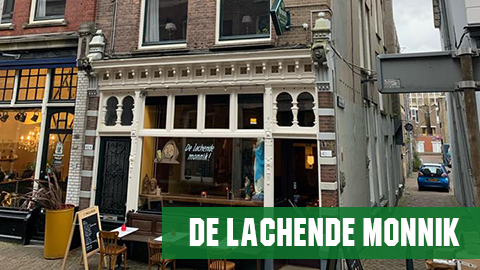 de lachende monnik